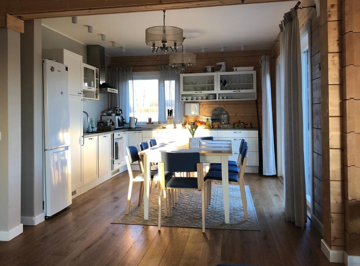 Karukella Puhkemaja Villa Lyuganuse Buitenkant foto