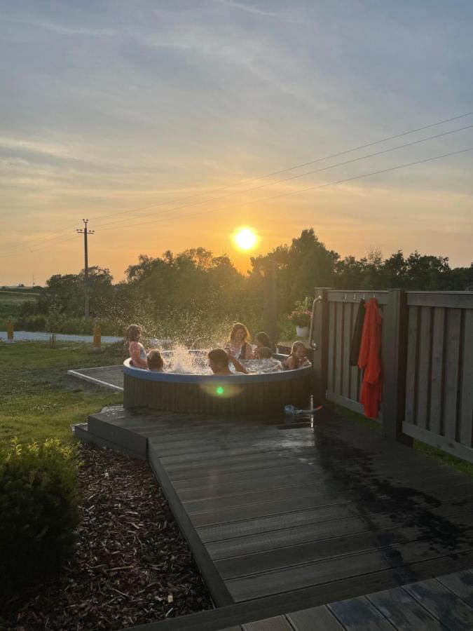 Karukella Puhkemaja Villa Lyuganuse Buitenkant foto