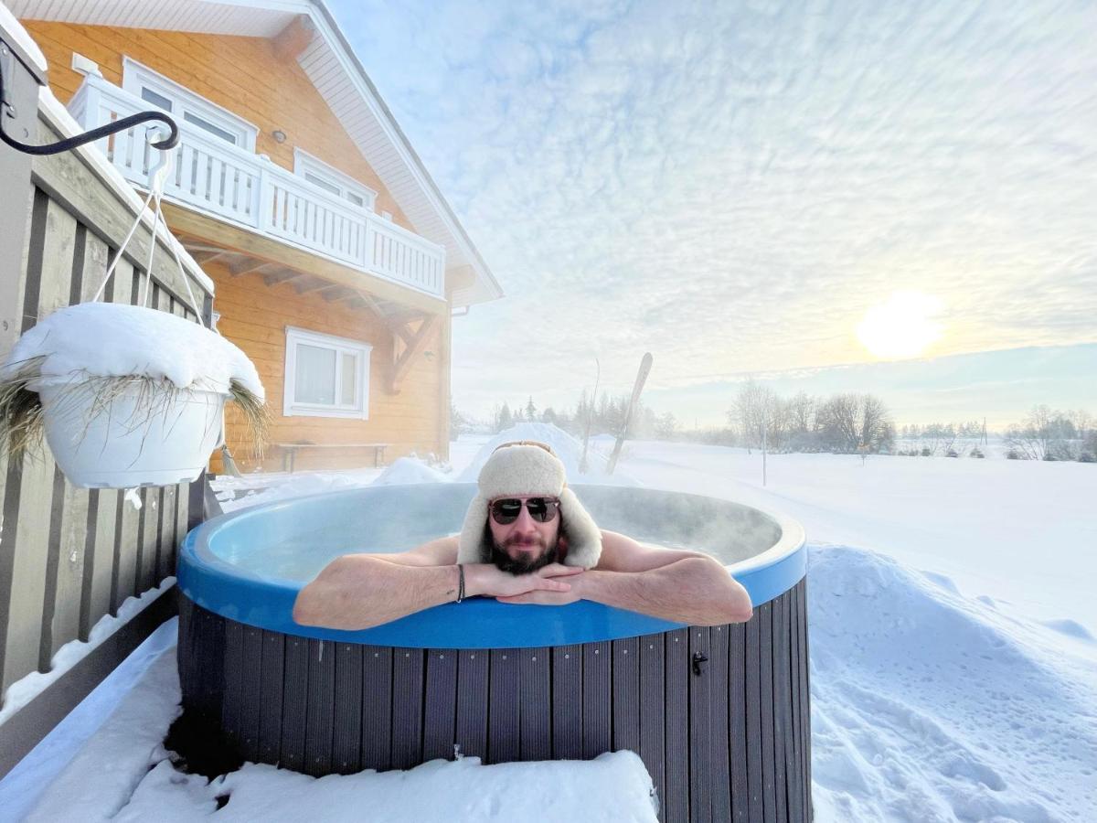 Karukella Puhkemaja Villa Lyuganuse Buitenkant foto