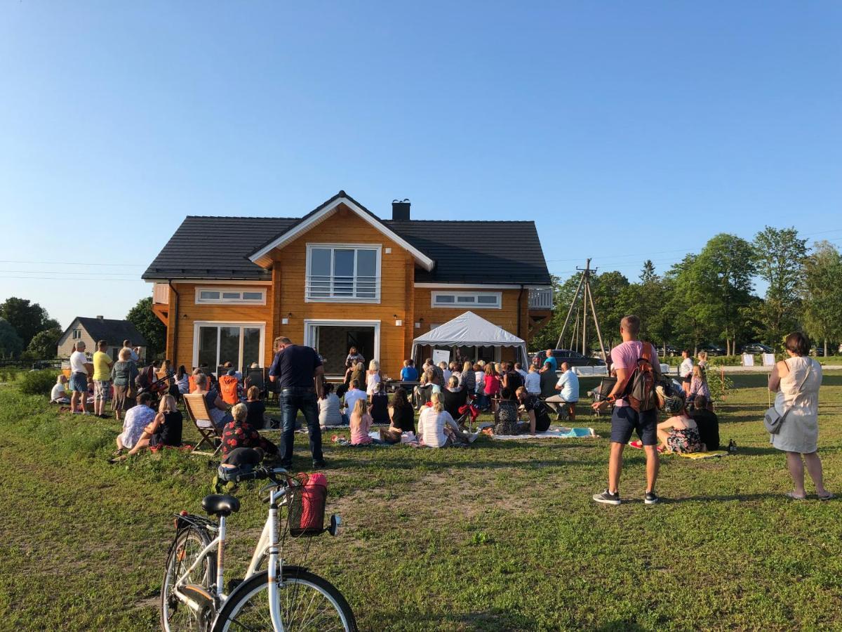 Karukella Puhkemaja Villa Lyuganuse Buitenkant foto